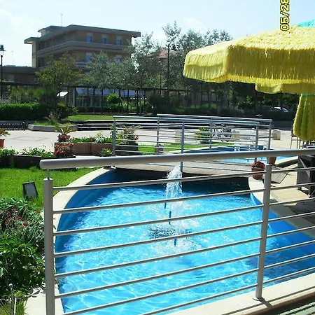 מלון Primula צ'סנטיקו